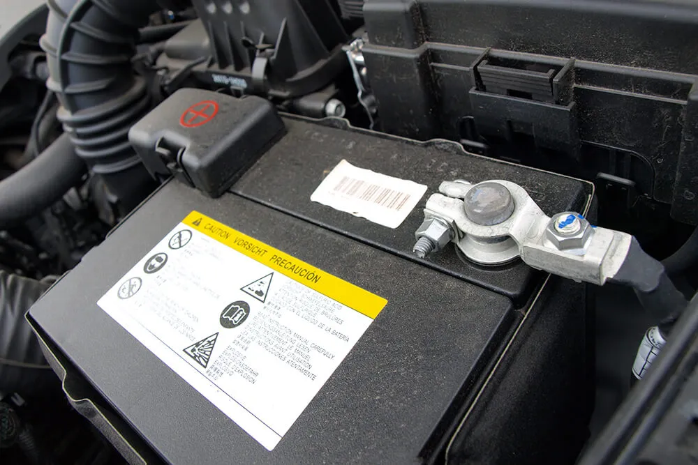 Symptoms of an Old Car Battery